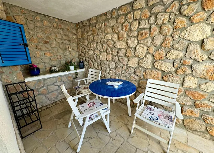Apatmani Jugo I Bura Jadranovo