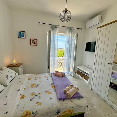 Apatmani Jugo I Bura יאדראנובו