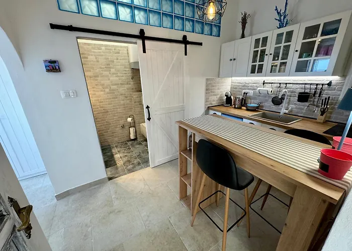 דירה Apatmani Jugo I Bura יאדראנובו