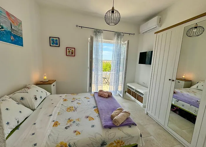 Apatmani Jugo I Bura יאדראנובו